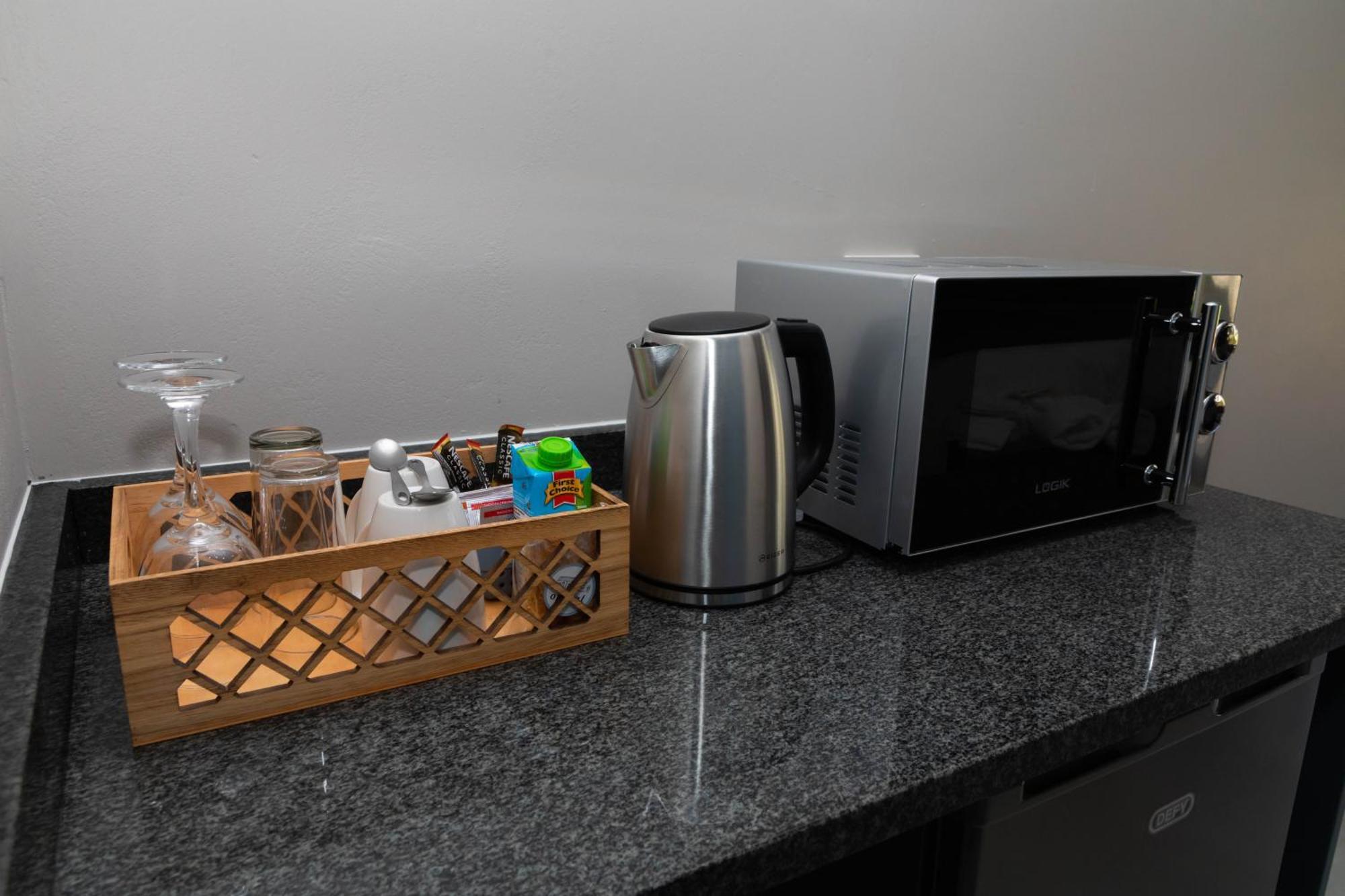 Opstal Gastehuis Potchefstroom Kültér fotó